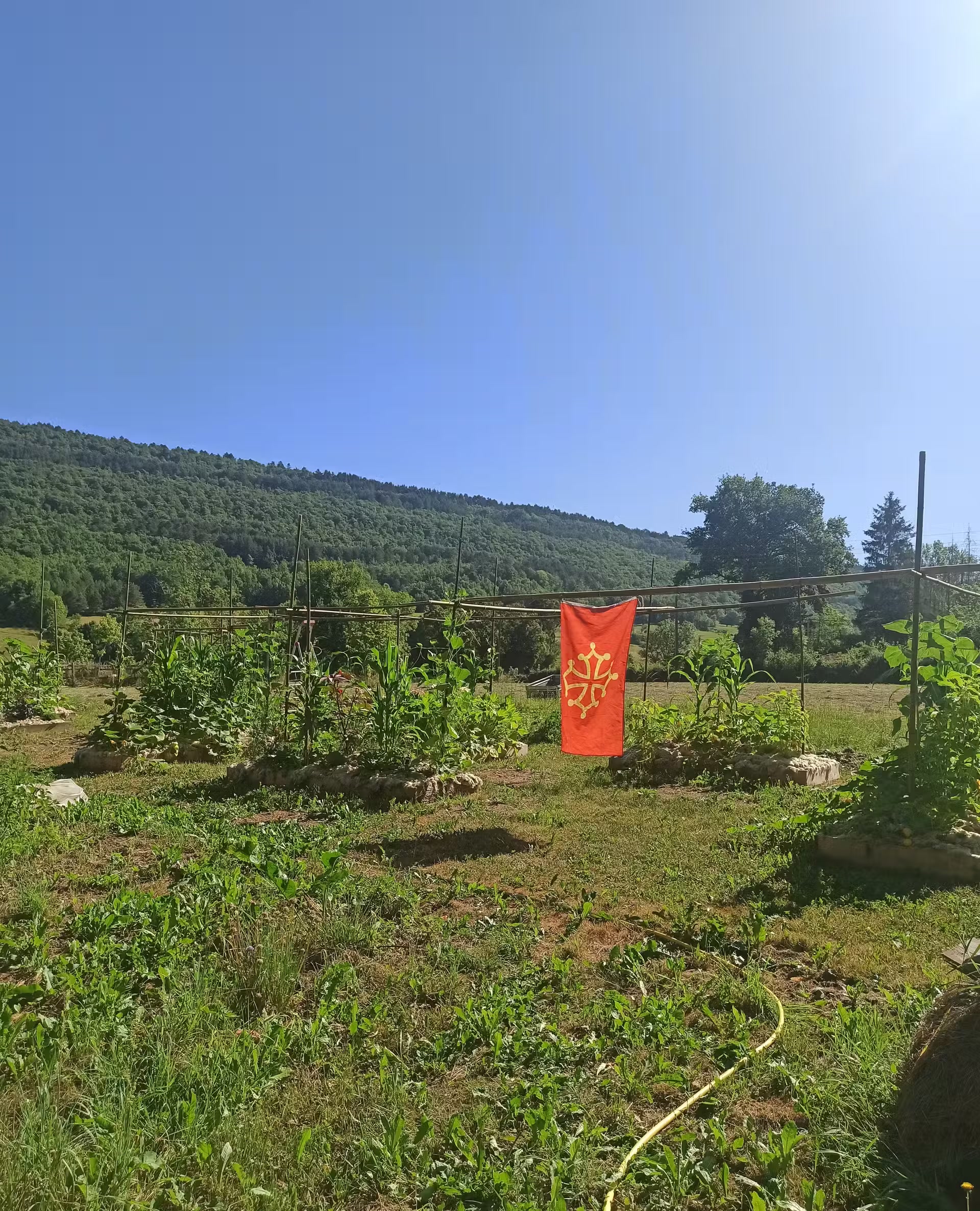 Le Jardin partagé avec l'emblème de l'Occitanie